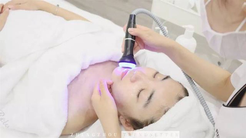 皮肤管理：科技与美容的完美融合
